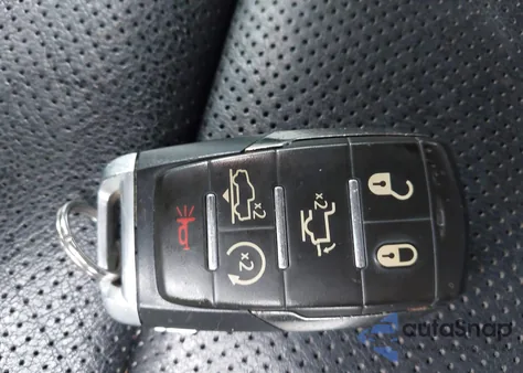 2019 Ram 1500 Limited 4X4 5'7 Box из США, поврежденный, VIN 1C6SRFHT8KN688892